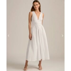 FAVORITE DAUGHTER THE EYES ONLY FOR YOU DRESS
$248.00 Size 2 New w Tags $248